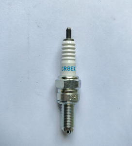 Candela d'Accensione Originale NGK CR8EK 3478 di Alta Qualità per APRILIA SR 125 MAX, DERBI Rambla 300i, KTM <span class=keywords><strong>400</strong></span> SX Racing, <span class=keywords><strong>Moto</strong></span> <span class=keywords><strong>PEUGEOT</strong></span> - Product Image 3