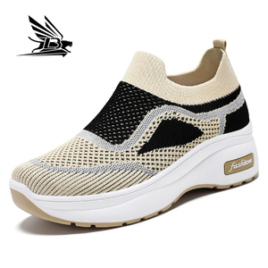 حذاء نسائي شبكي كاجوال بنعل سميك، سنيكرز بناتي شبكي يسمح بالتهوية - Product Image 2