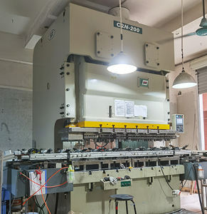 طقم ختم معدني عالي الدقة عالي الجودة من مورد صيني مع طلاء وتلميع نهائي - Product Image 6