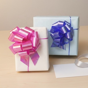 Ruban en plastique imprimé métallisé Colorart pour emballage décoratif, idéal pour les cadeaux floraux et les fêtes. - Product Image 3