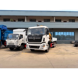 Camion à plateau plat Dongfeng à 10 roues, avec grue à bras pliable de 200 tonnes, directement de l'usine, pour l'exportation - Product Image 2
