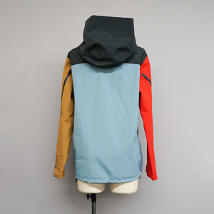 Fournisseur de vestes imperméables personnalisées pour l'extérieur, coupe-vent élégant à blocs de couleur - Product Image 2