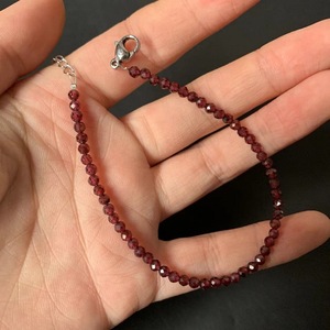 กำไลข้อมือประดับพลอยประจำเดือนเกิด ขนาด 3 มม. ลูกปัดหินธรรมชาติเจียระไน รับผลิตตามสั่ง ขายส่งสำหรับธุรกิจขนาดเล็ก สั่งซื้อจำนวนมากเพื่อขายต่อ - Product Image 3