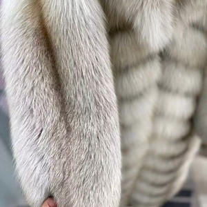 Cappotto di pelliccia di colore volpe di alta qualità <span class=keywords><strong>vestiti</strong></span> <span class=keywords><strong>invernali</strong></span> da donna <span class=keywords><strong>lunghi</strong></span> cappotti di pelliccia naturale per le donne - Product Image 2