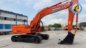 Excavatrice sur chenilles Doosan DX225LCA d'occasion en bon état, également disponible : excavatrice Doosan DX225, excavatrice Dawoo d'occasion en promotion - Product Image 2