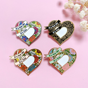 Chất Lượng Cao Tùy Chỉnh Thiết Kế Kim Loại Trâm Pin Huy Hiệu Cứng Và Mềm Men Phù Hiệu Mẫu Miễn Phí Và Bán Buôn - Product Image 3