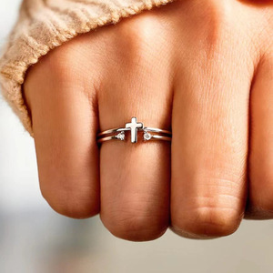 Anello dal Design Creativo e Semplice, Elegante Anello da Dito per Donne - Product Image 2