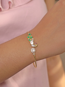 Pulsera/Brazalete Elegante Hecho a Mano en Oro de 9K Inspirado en el Templo del Patrimonio Real Peacock Crest, con Incrustaciones de Polki para Mujer - Product Image 5
