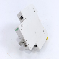 Nouveau stock disponible original A9S60232 – 6 déconnecteurs de commutateur pour automatisation industrielle, contrôleur de programmation PLC dédié PAC