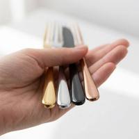 Ensemble de couverts en acier inoxydable de haute qualité, design moderne pour usage commercial, résistant à la rouille, réutilisable, durable, finition miroir