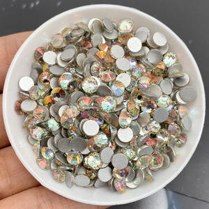 Vente en gros Fond plat Nail Art Pierre de verre Fond argenté Fond d'ongle en cristal Saphir Diamant clair Strass pour robe de danse latine - Product Image 6