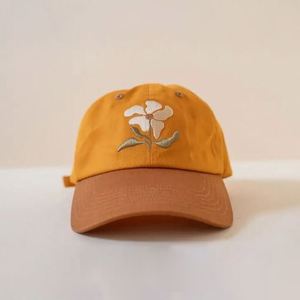 Gorra de Béisbol de 6 Paneles de Algodón Naranja con Logotipo Deportivo y Formal de Alta Definición con Bordado Floral Simple - Product Image 4