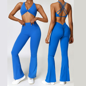 Produttore Professionale di Marchi Privati: Set di Leggings Yoga Modellanti e Reggiseni Sportivi Sexy con Spalline per Donna - Product Image 2