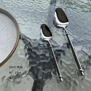 DF BC Fashion Nouveauté Spéciale – Couverts en Acier Inoxydable à Manche Martelé : Couteau de Table, Couteau à Steak, Fourchettes de Table, Fourchettes à Dessert – Personnalisables - Product Image 6