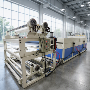 Ligne de production de panneaux creux en plastique PC, extrudeuse de feuilles ondulées en <span class=keywords><strong>polycarbonate</strong></span>, machine de fabrication de plaques grillagées creuses en PC - Product Image 5