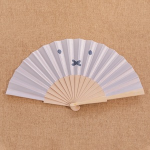 Abanico de Mano de Madera Personalizado con Grabado de Logotipo para Recuerdos de Bodas, Eventos de Verano y Regalos Promocionales - Product Image 6