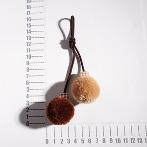 Nouveau pendentif de sac en <span class=keywords><strong>fourrure</strong></span> créatif à motif écossais, boule en peluche, accessoires décoratifs, plusieurs couleurs au choix, porte-clés style ethnique - Product Image 2