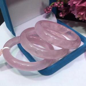 2026 <span class=keywords><strong>Madagascar</strong></span> Rose Quartz bracelet et bracelet faire en gros 55-58mm naturel Rose Quartz bracelet rose glace Jade pierre naturelle - Product Image 4