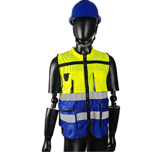 سترة أمان عاكسة للضوء من الفئة 2 وفقًا لمعيار <span class=keywords><strong>ANSI</strong></span> وEN ISO 20471، ملابس عمل قابلة للتنفس لقطاع المرور والنظافة والإنشاءات مع إمكانية طباعة شعار مخصص - Product Image 1