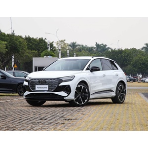 Utilisé pour la voiture électrique Audi <span class=keywords><strong>Q4</strong></span>, tableau de bord LCD complet, CarPlay sans fil, phares à LED matriciels, exporté dans toutes les nations africaines. - Product Image 1