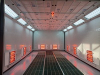 Cabine de peinture automobile électrique à éclairage infrarouge LED, panneau sandwich en acier coloré de 0,5 mm, cuisson à 80°C, 380V 50Hz, haute efficacité électrique