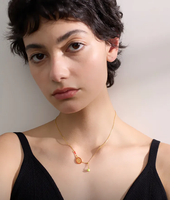 Collier de raquette de tennis à thème sportif, résistant au ternissement, durable, en alliage plaqué or 18 carats pour femme, bijoux de mode