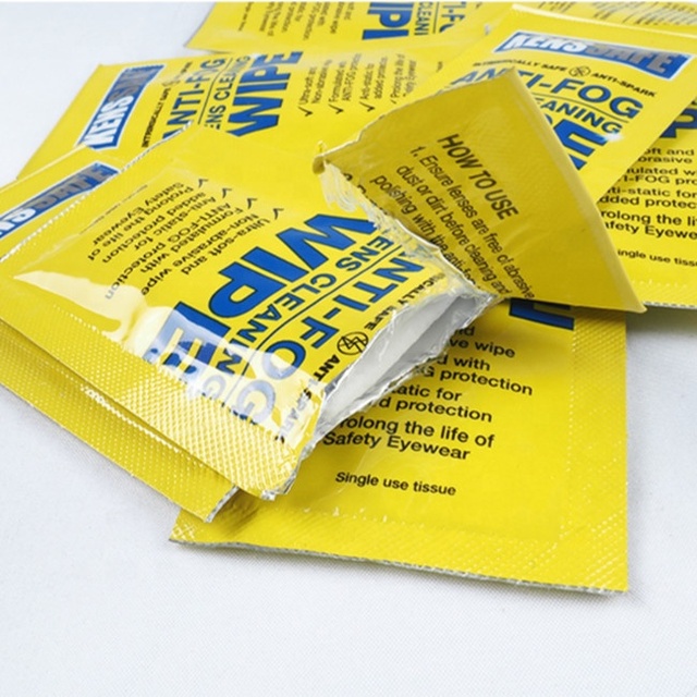 Custom Label Individually Package Anti Fog Glasses Cleaning Wet Wipes Lens Cleaning Wipes for Screens Lens Use