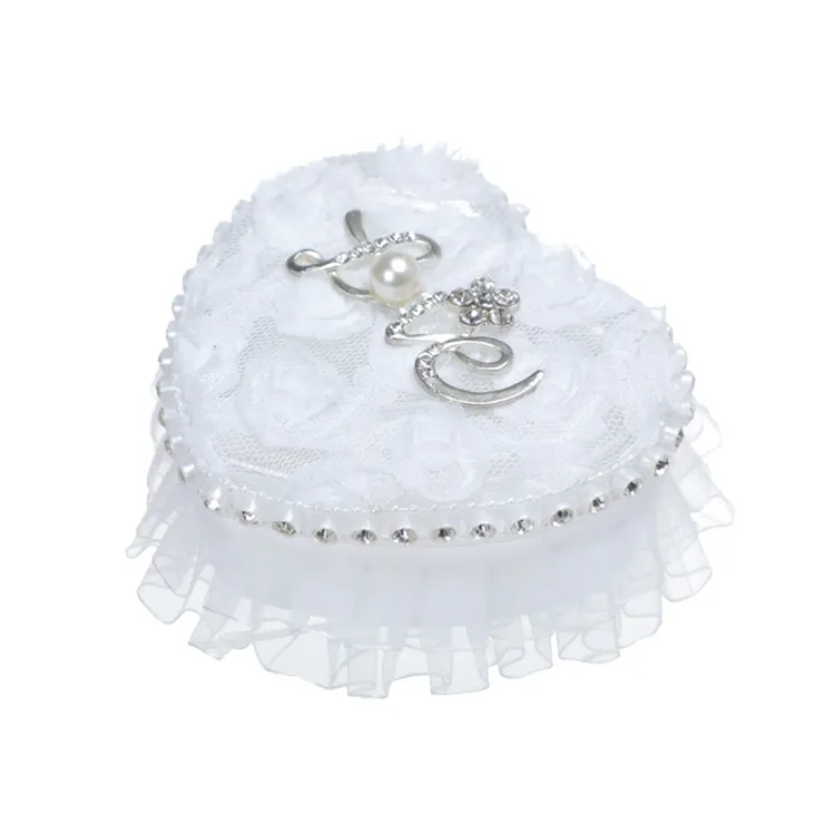 Yeni varış düğün malzemeleri Mini yüzük kutusu beyaz kalp şeklinde yüzük yastık düğün gelin dantel yüzük kutusu yastık W070