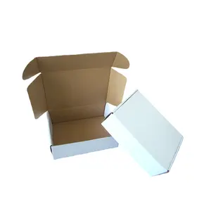 Boîte d'emballage en Carton pour vêtements, 50 pièces, Carton personnalisé, ondulé, blanc à l'extérieur, brun