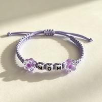 Bracelet ajustable tressé personnalisé avec lettres MOM, perles colorées et fleurs, promotion pour la fête des mères