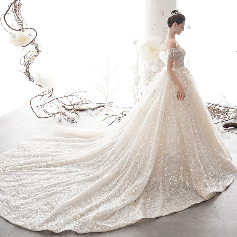 80 vestidos de novia corte A: el traje que sienta bien a todas