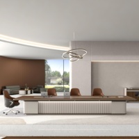 Table de conférence de bureau de luxe au design moderne, nouveau modèle, table de réunion de bureau de luxe solide pour mobilier de bureau commercial