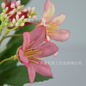 ช่อดอกลิลลี่ประดิษฐ์ 30 ซม. ดอกไม้ผ้าไหม สีชมพู สีเหลือง ของตกแต่งบ้าน อุปกรณ์ประกอบฉากงานแต่งงาน - Product Image 2