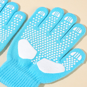 Gants de patinage antidérapants pour enfants, résistants au froid, chauds pour l'hiver, avec gel, gants de patinage artistique, mitaines de patinage extensibles pour la pratique - Product Image 4