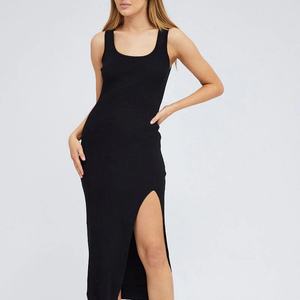 Vestido midi casual de punto acanalado con busto contorneado y tirantes finos con abertura lateral para mujer, color negro - Product Image 1