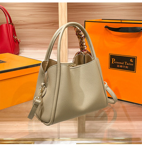 New Fashion Designer Crossbody Bags High Quality PU <b>Leather</b> Shoulder Messenger Bag Casual Totes Luxury Women Handbags and <b>Purses</b> - Product Image 3