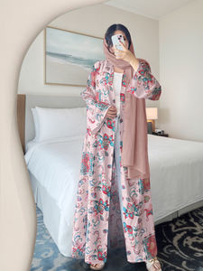 Ensemble Abaya Modeste Rose Poudré à Imprimé Floral 100% Polyester, Robe Longue à Manches Larges Évasées et Ouverture Avant, Écharpe Assortie, Style Bohème - Product Image 5