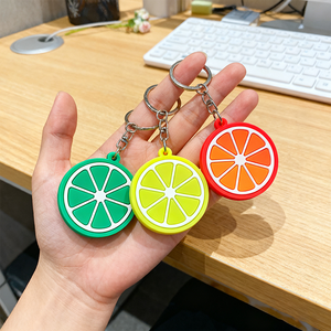 सुंदर स्ट्रॉबेरी और वाटरमेरन सॉफ्ट रबर कीचेन सुंदर डिजाइन और उज्ज्वल रंग के साथ फैशन एक्सेसरी - Product Image 1