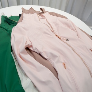 Chaqueta Deportiva de Yoga para Mujer, Delgada y Moldeadora, de Spandex/Nylon, Color Oro Rosa, Tercera Generación, Sin Malla, Cuello Alto, Absorbe el Sudor - Product Image 5
