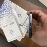 Smartphone Camon 40 Pro 5G 256 Go 12 Go de RAM Écran AMOLED Incurvé 120 Hz Téléphone Mobile IA 108 MP