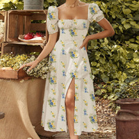 Vente en gros : Robes imprimées printemps-été 2026, associées à des soutiens-gorge effet fumé et des jupes fluides pour créer une tenue idéale pour les vacances d'été