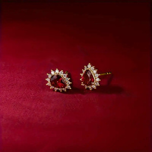 Eleganti Orecchini a Goccia per Donne, Stile Vintage Francese, Accessorio per Orecchie da Indossare Quotidianamente - Product Image 2
