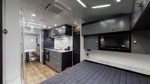 Sang trọng 5 Berth gia đình Caravan RV tùy chỉnh off-road Camper với ba bunk sang trọng Nhôm Du Lịch Trailer cho cắm trại ngoài trời - Product Image 6