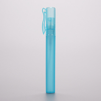 Flacon de recharge de parfum en plastique PP bleu vide mat 10 ml 15 ml 20 ml Vaporisateur de stylo en plastique Emballage de poche PP