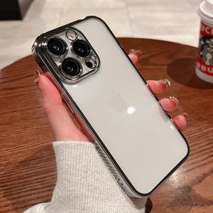 Funda de PC Electrochapada para 16 Pro Max - Protección de Lente de Vidrio Templado, Resistente a Golpes, Antiarañazos, Disipación de Calor con Logotipo - Product Image 5