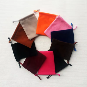 Bolsa de Terciopelo con Cordón para Collares, Personalizable con Logotipo, Reciclable, Venta al por Mayor, Embalaje para Regalos - Product Image 5