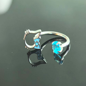 Bijoux de <span class=keywords><strong>piercing</strong></span> <span class=keywords><strong>labret</strong></span> de luxe Freya en acier inoxydable 316L, anneaux de nez en zircone motif chat pour femmes, boucles d'oreilles hélix et daith personnalisées - Product Image 5