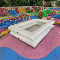 Piscine gonflable pour enfants pour jouer aux jeux aquatiques dans les parcs d'attractions, matériau PVC, capacité supérieure à 500 kg