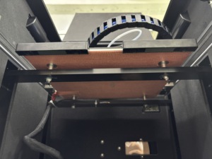 Imprimante 3D FDM industrielle semi-automatique à refroidissement par eau haute vitesse entièrement fermée PLA/ABS/PETG, garantie 1 an, connectivité USB, Nouveauté - Product Image 2