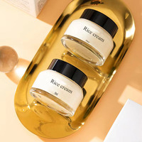 Crème hydratante pour le visage à l'extrait de plantes Crème de riz hydratante pour le soin du visage